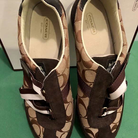 NIB Vintage Coach Juli Sneakers - Picture 3 of 6